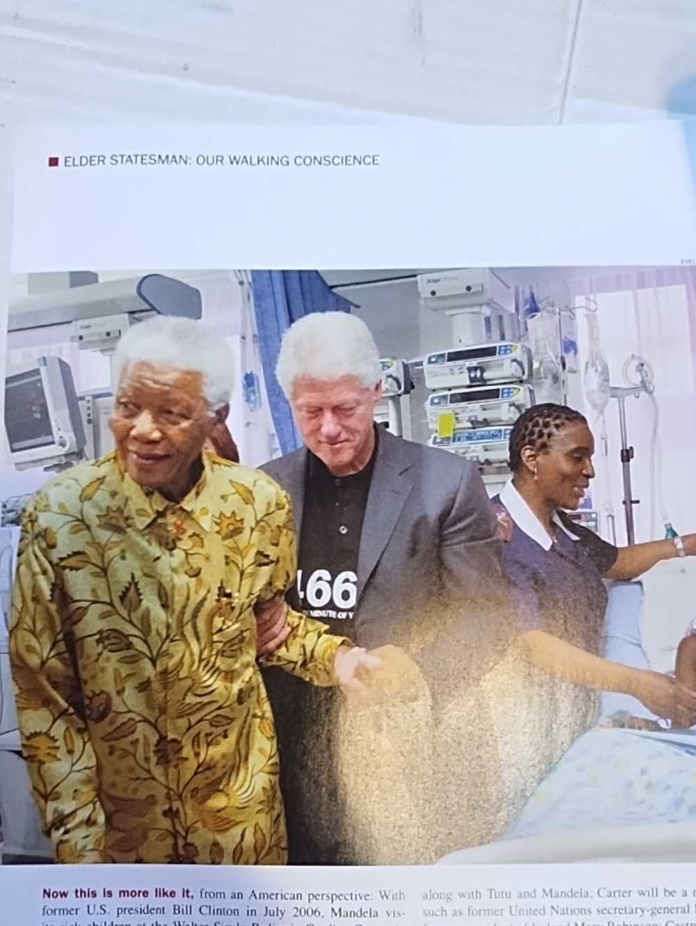 Life Commemorative Nelson Mandela Magazine - Black & White Cover - Picture 5 of 6